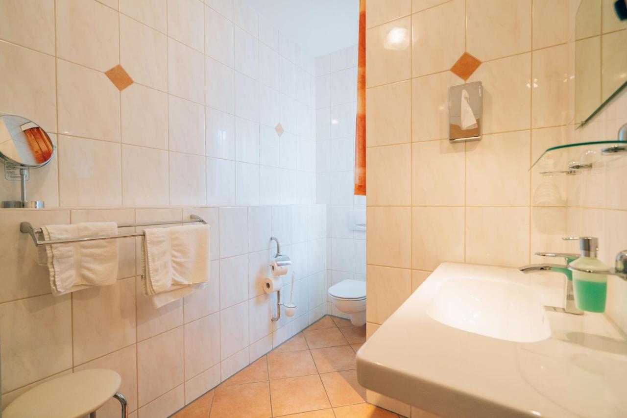 Hotel Abenstal Au in der Hallertau Exteriör bild